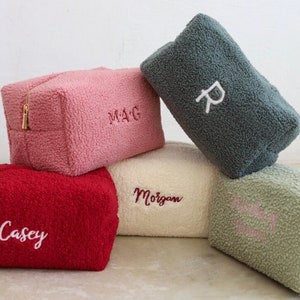 Bridesmaid Gifts Makeup Bag for Her | Maid of Honor Proposal | Bridal Party | Valentines Gift for Her | Custom Cosmetic Bags | Birthday Gift