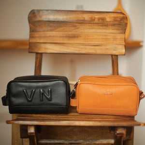 Personalized groomsmen proposal leather dopp kit mens leather toiletry bag mens Leather dopp kit