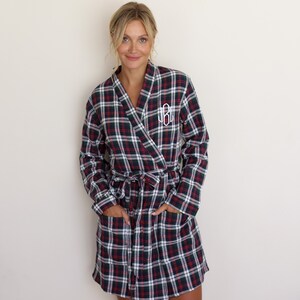 Plaid Bridesmaid Robes Flannel Christmas Personalized Robe for Bridesmaid Proposal Bridesmaid Gift Winter Wedding Getting Ready Outfits image 3