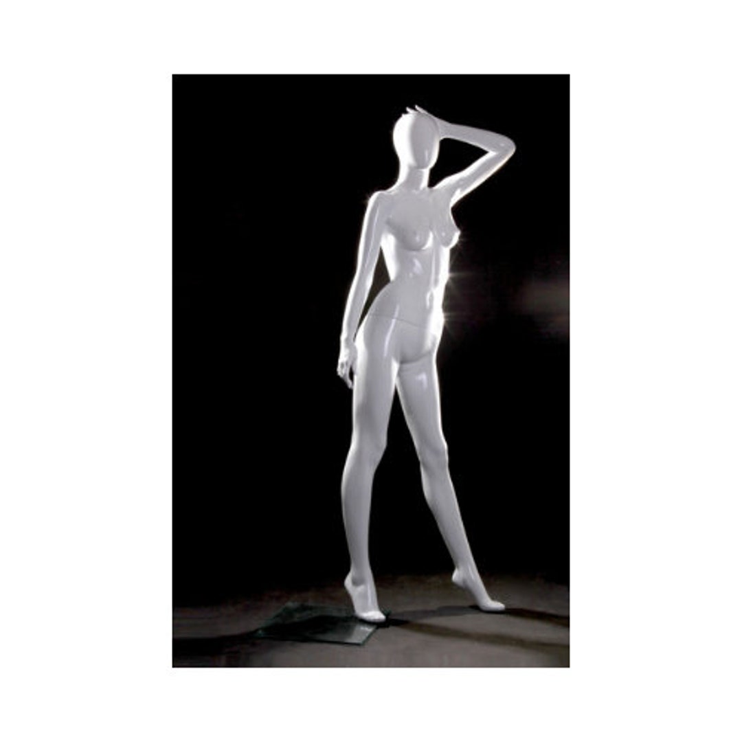 Adult Male Realistic Fiberglass Fleshtone Mannequin Head Display H2 
