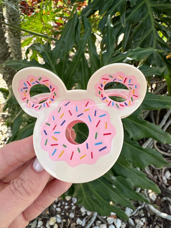 Disney Inspired Mickey Mouse Ears Hair Claw Clip Amazon.com : Mickey and Minnie Hair Claw Clips Set - 4 Piece  main image 2