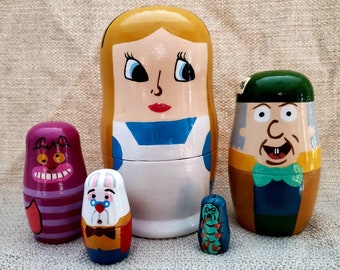 Alice in wonderland nesting doll set