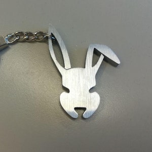 Stylized rabbit, rabbit head, aluminum keyring