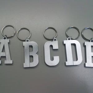 Lettere dell'alfabeto, iniziale del nome, scegli la tua lettera, portachiavi in alluminio immagine 2