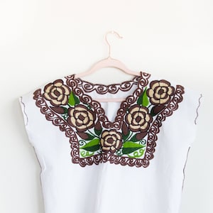 XOCHITL Embroidered Mexican Top/Mexican Shirt/Embroidered Top/Embroidery/Vintage/Boho/Ethnic