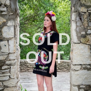 CALLI Embroidered Dress/Mexican/Embroidered Dress/Vintage Dress/Ethnic, Hippie, Sz S-L