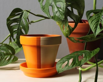 Hand painted terracotta plant pot for houseplants | Customisable pot with drainage and saucers to match | Great plant gift idea