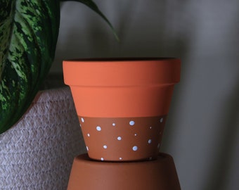 Hand painted terracotta plant pot for houseplants | Customisable pot with drainage and saucers to match | Great plant gift idea