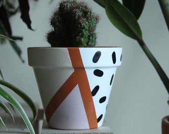 Hand painted terracotta plant pot for houseplants | Customisable pot with drainage and saucers to match | Great plant gift idea