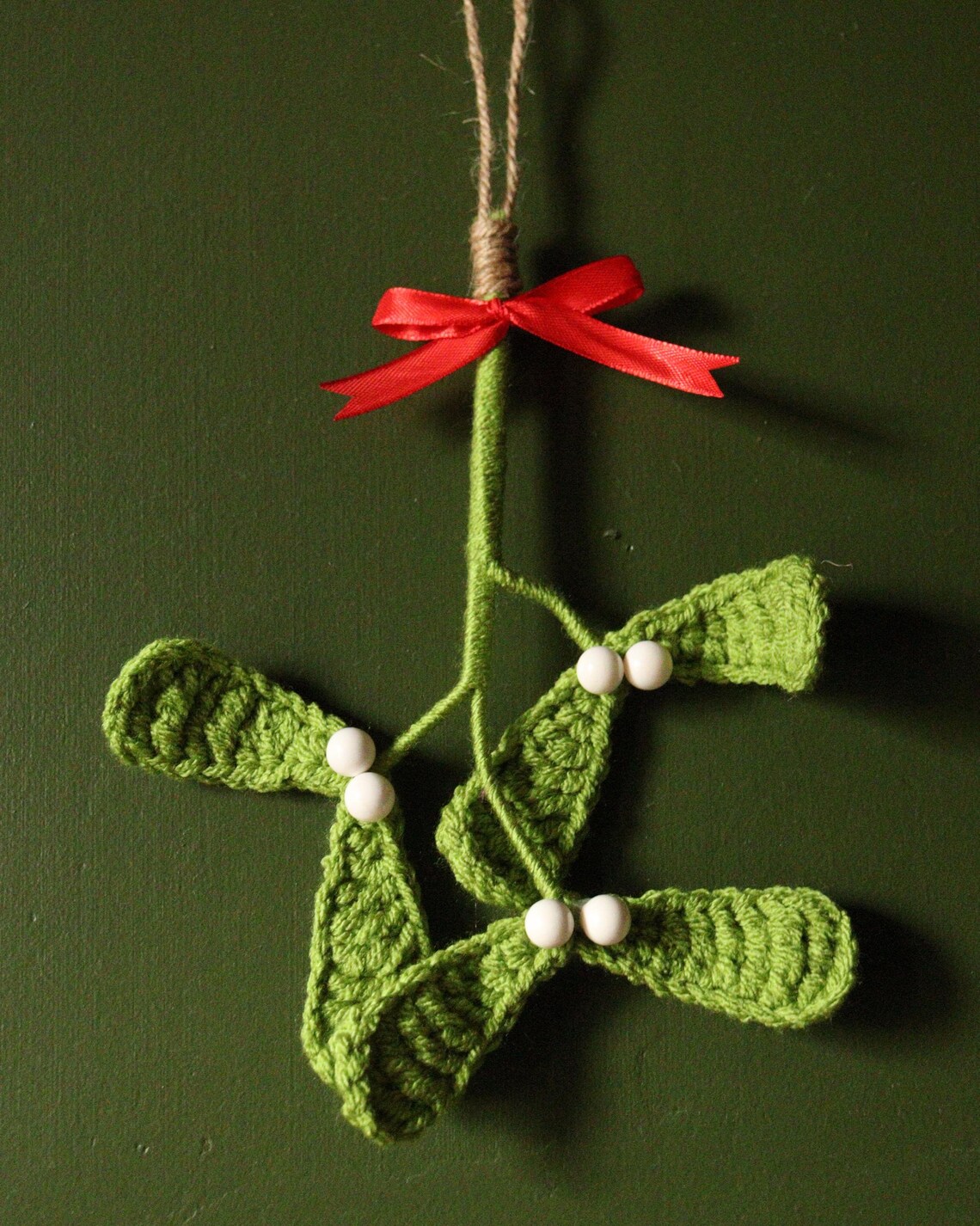 Crochet Mistletoe Christmas Decoration: Handmade Holiday Decor - Etsy