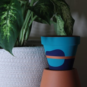 Hand painted terracotta plant pot for houseplants | Customisable pot with drainage and saucers to match | Great plant gift idea