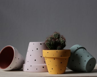 Hand painted terracotta plant pot for houseplants | Customisable pot with drainage and saucers to match | Great plant gift idea