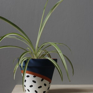 Hand painted terracotta plant pot for houseplants Customisable pot with drainage and saucers to match Great plant gift idea image 7