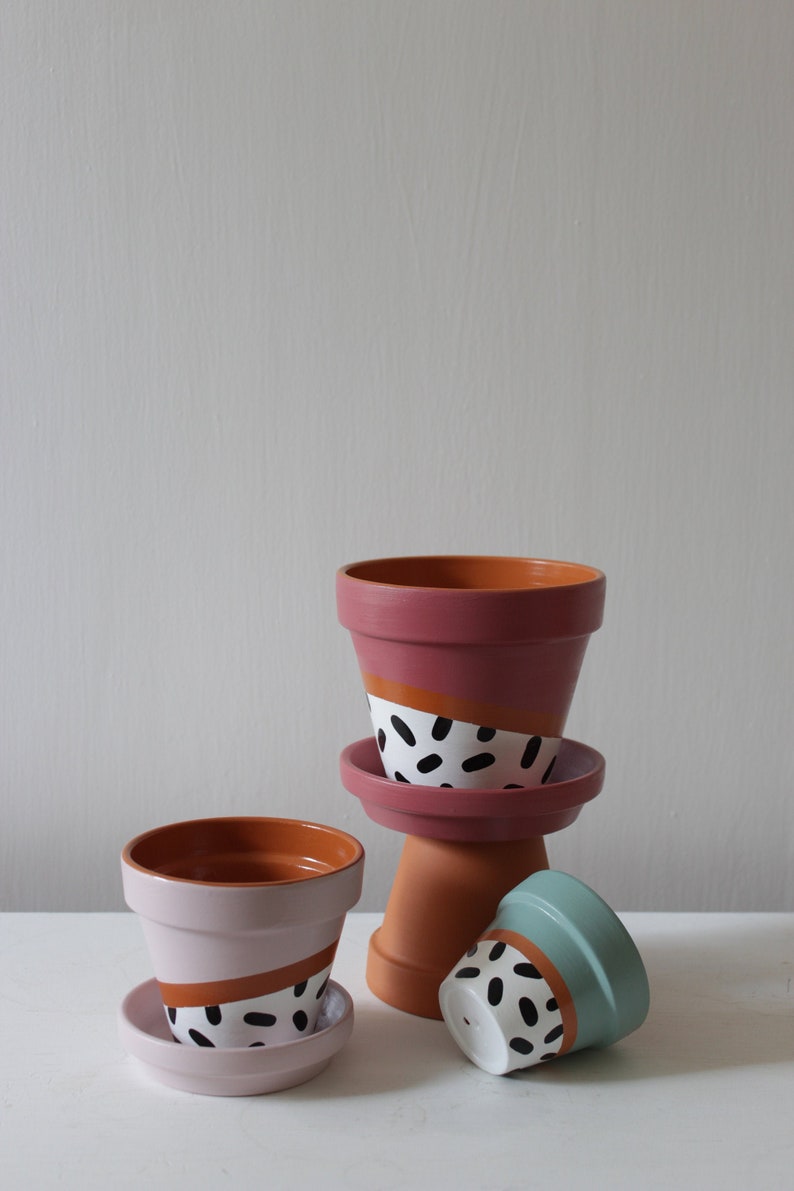 Hand painted terracotta plant pot for houseplants Customisable pot with drainage and saucers to match Great plant gift idea image 1