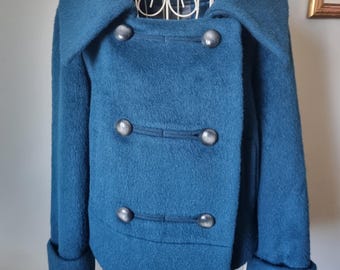 Diane Von Furstenberg Lady Bug Blue Alpaca Wool Jacket, Teal Cropped Double Breasted Coat, Designer Statement Jacket