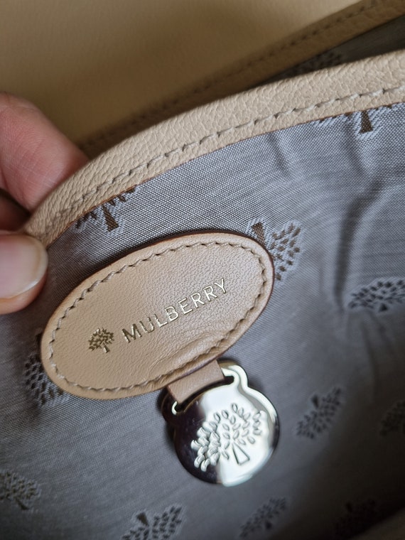 Aggregate 143+ tree logo designer bag latest 3tdesign.edu.vn