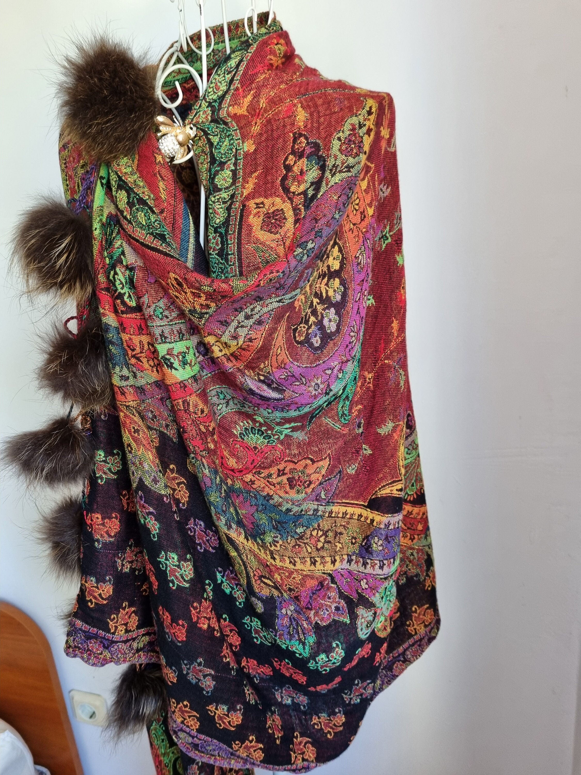 Assorted Wool Louis Vuitton-Inspired Scarf with Fox Pom-Pom – Alaska Fur  Gallery, Inc.