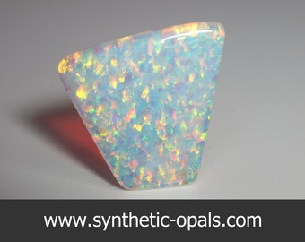 Synthetischer Opal (Imprägniert), 4.54 g, ca. 30 x 20 x 3 mm, für Opalschmuck oder "Crushed Opal"