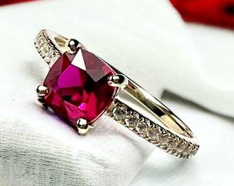 So Gorgeous 10K Yellow Gold Ruby Ring, Celebrate Julys Birthstone Size 6