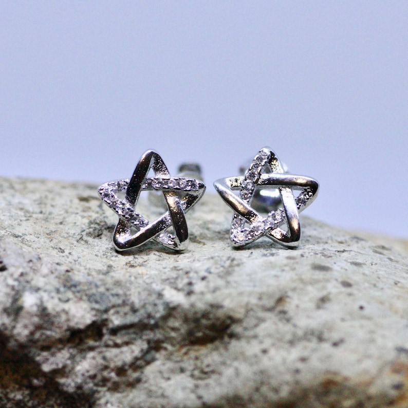 Twinkle Star Stud Earrings Sterling Silver 925 Cubic Zirconias 14k White Gold Plated