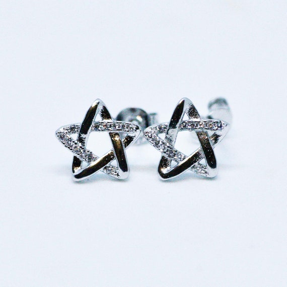 TATIANA☆[SILVER925] Twinkle Heart Cubic Earring MUSINSA | TATIANA (Silver 925) Witty cubic heart one-touch