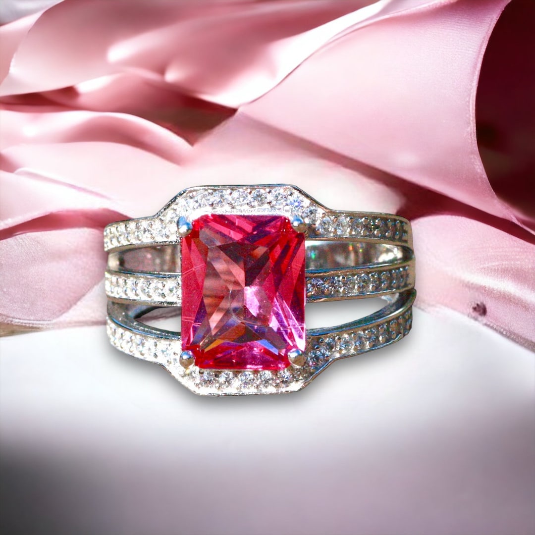 •HOURGLASS• pink sapphire + silver ring (size 8) main image 0