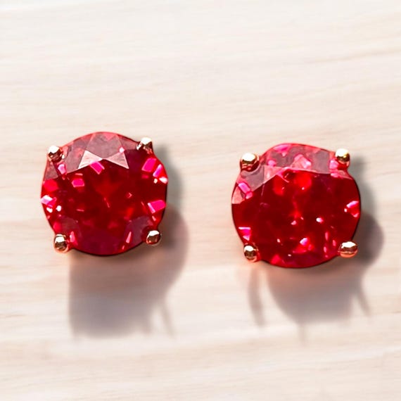 ちか☺︎ 1点作品☆ 希少石　宝石質ルビーピアス　イヤリングに変更可能☺︎ 楽天市場】還暦 ルビー ピアス スタッド 18金 一粒 0.2カラット k18