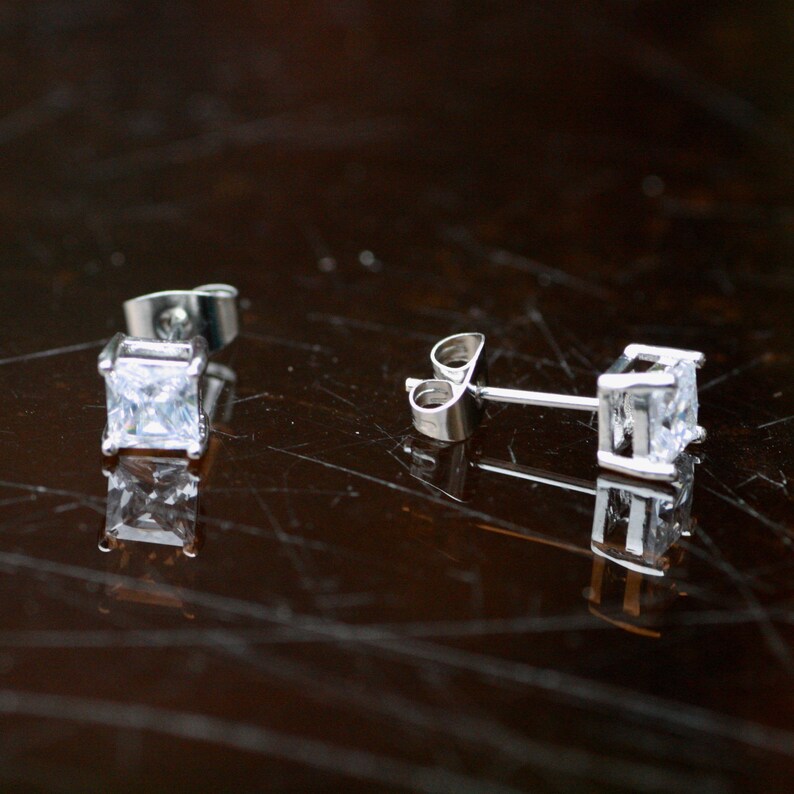 Diamond Look Princess Cut Cubic Zirconia Stud Earrings April Birthstone Platinum Plated