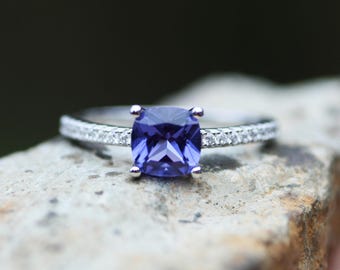 Tanzanietring van 10k, 14k of 18k goud december-geboortesteen, ethische sieraden - aangepaste bestelling