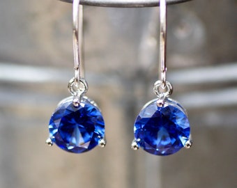 Boucles d'oreilles saphir bleu en argent sterling 925, pierre de naissance de septembre