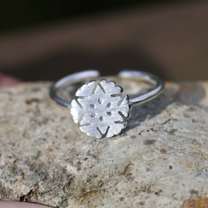 Pretty Winter Snowflake Ring in Silver , Adjustable Size , From Canada