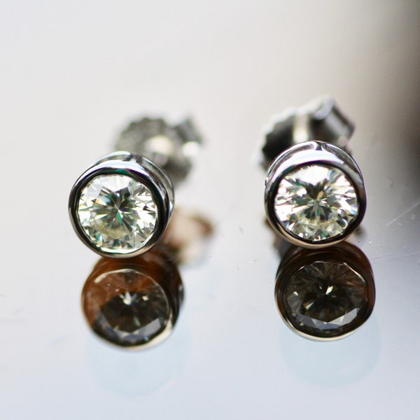 Two Carat Moissanite Stud Earrings Sterling Silver 925 , Top Grade D VVS , April Birthstone