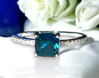 Color Change AAA+ Alexandrite Ring Sterling Silver  – Ideal for June Birthdays