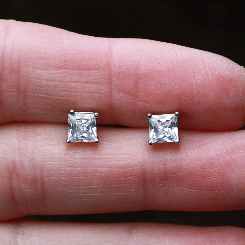 Diamond Look Princess Cut Cubic Zirconia Stud Earrings April Birthstone Platinum Plated