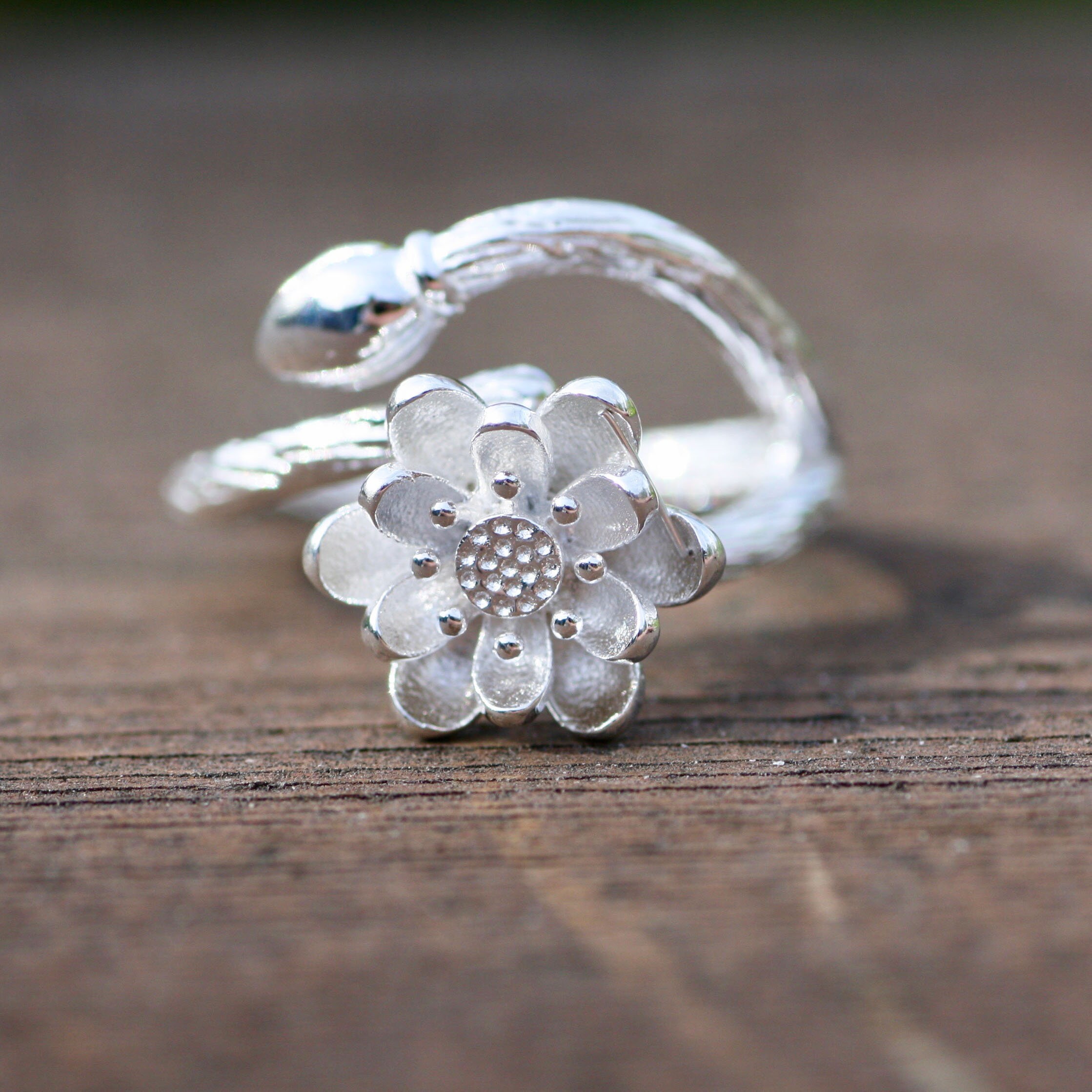 BLESS Lotus リング silver925 s-l400.jpg