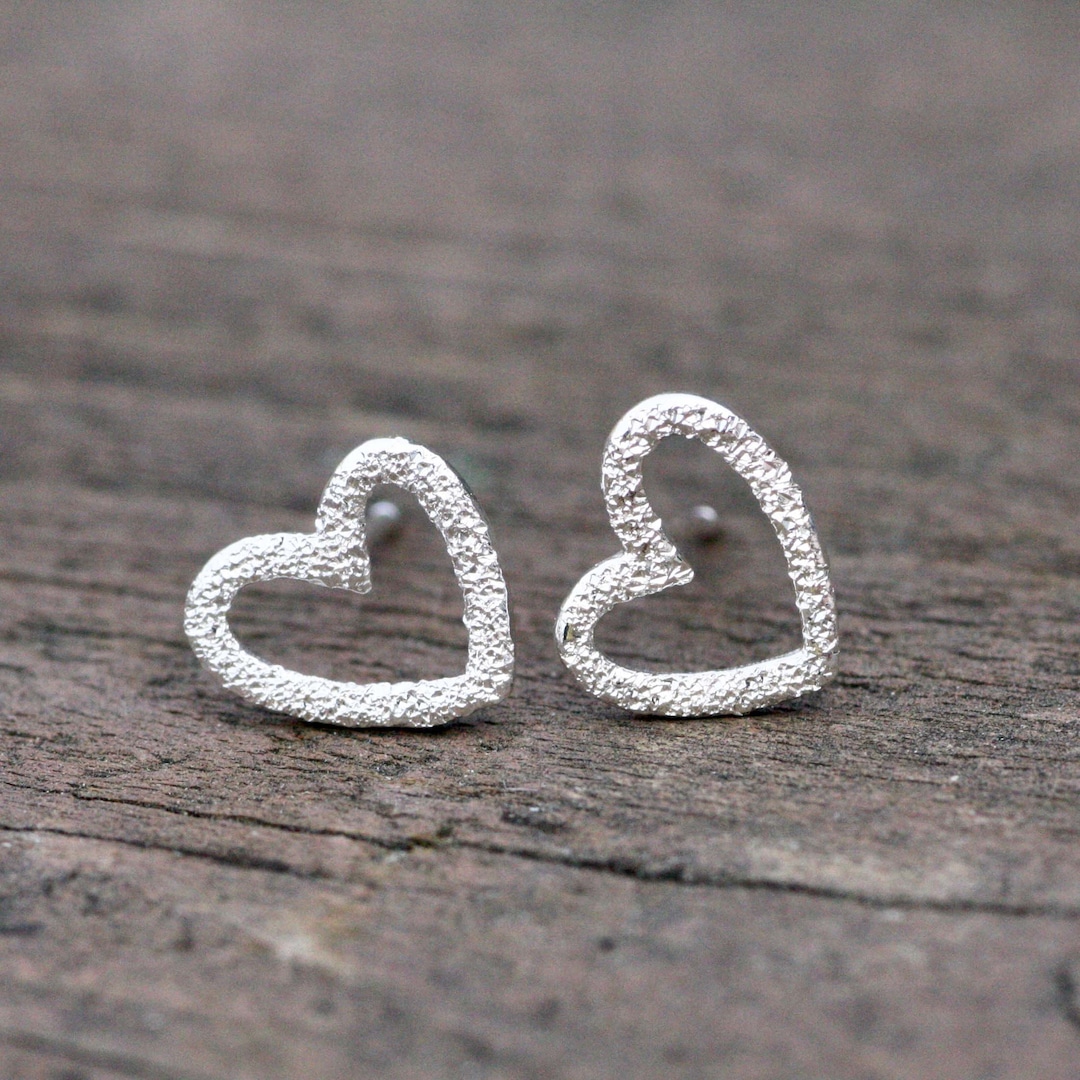 ◆STONEHENgE◆ Luvit Silver Heart Earrings K1824 il_1080xN.1870442815_atnu.jpg