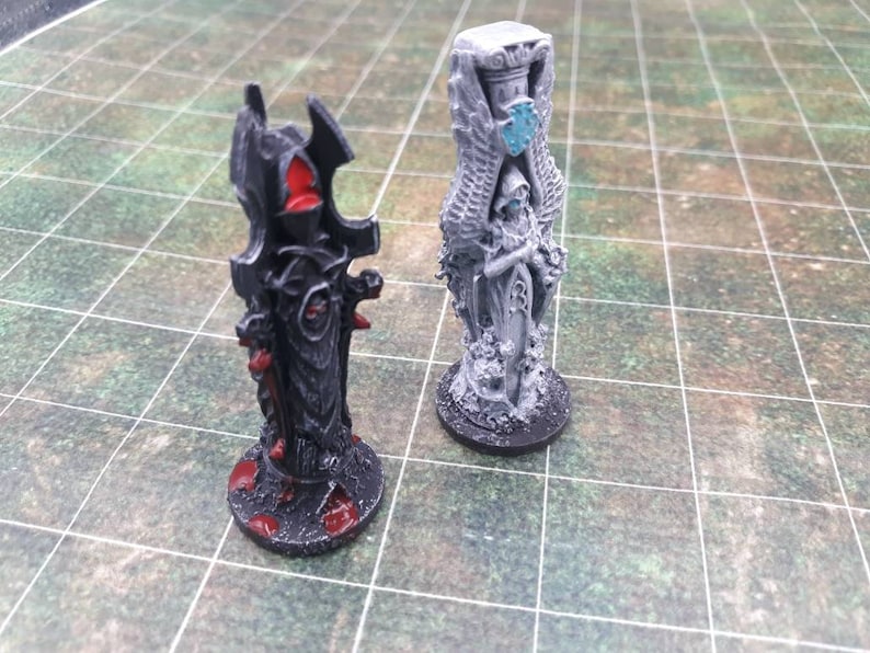 Hand Painted Dungeons and Dragons Will Paint Pillar of Good and Evil Scatter Terrain Miniature