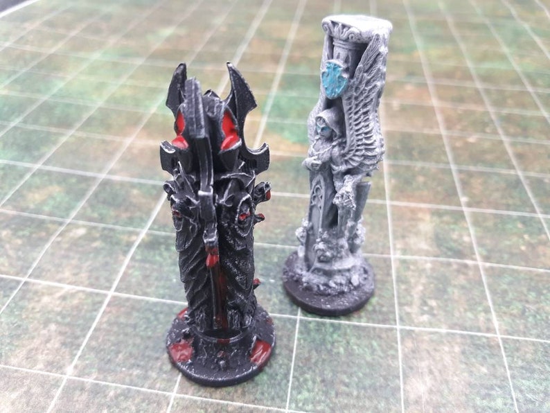 Hand Painted Dungeons and Dragons Will Paint Pillar of Good and Evil Scatter Terrain Miniature