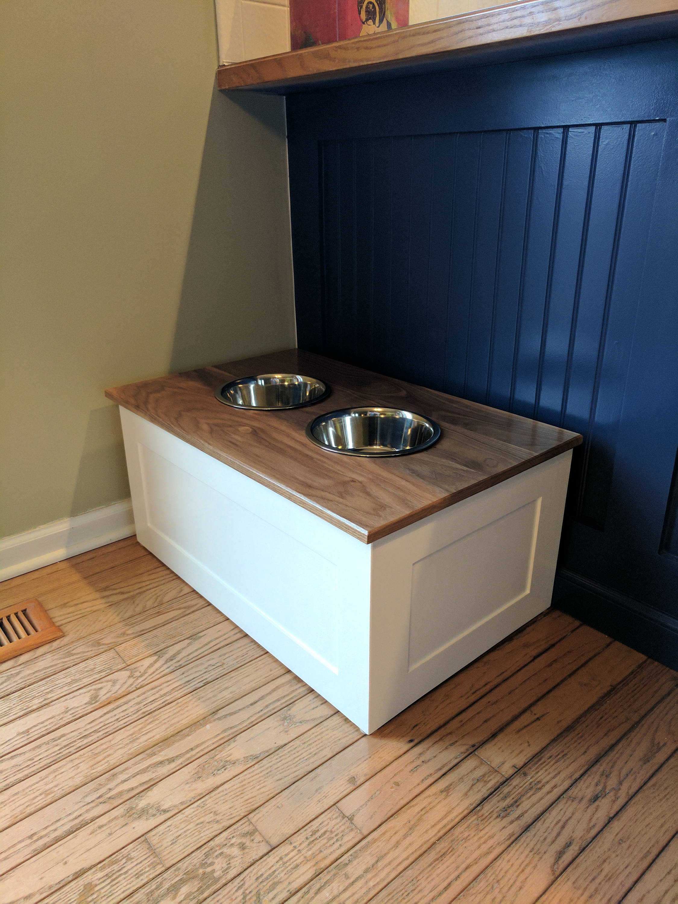 dog food storage and feeder