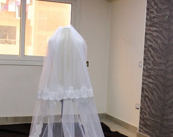 Wedding Veil 2 tier lace, Veil lace edge, Vintage veil, ivory lace veil, Veil 2 layers floor, Lace veil with blusher, Two layers lace veil