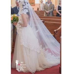 Bridal veil, Lace Wedding Veil, ivory drop veil, white Veil with lace, Lace Cathedral Veil, Fingertip Length Veil, Lace Veil one tier