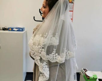 bridal veil lace Fingertip, Blusher 2 layers veil, White veil 2 layers Lace Edge, Lace cathedral veil, 2 Layers chapel veil lace trim