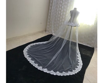 Bridal Veil Two Layer lace Edge, Wedding Veil Blusher with comb, 2 Tier wedding veil with lace, soft tulle lace veil with blusher, Veil