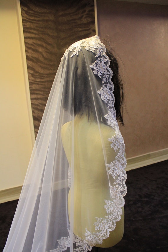 Mantilla lace veil, white veil cathedral, Ivory Lace veil, White mantilla drop veil, Lace Mantilla veil, chapel lace veil, custom veil