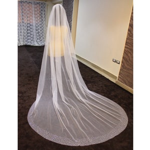 Bridal veil Beaded trim, Crystals Beaded Veil, Rhinestones Chapel Bridal Veil, royal beads Veil, Beaded Long Veil, Vintage beads Veil