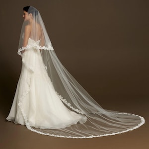 bridal veil with blusher, Two tiers lace Veil, 2 Layers veil with lace trim, soft tulle lace veil, two layers lace edge veil, blusher veil