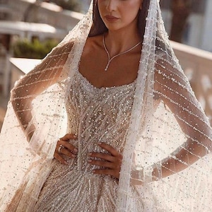 Beaded veil, Crystals Wedding Veil, bridal veil with beads, pearls Veil with Rhinestones, Bridal Veil with beads and pearls