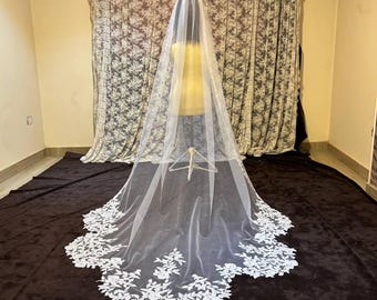 Voile de mariée en dentelle de perle, voile de mariée en strass, voile de cathédrale de la dentelle, voile du bout des doigts, voile de