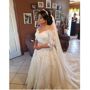 bridal Veil Lace edge, Cathedral lace veil, Bridal Lace Trim veil, Beige Lace edge veil, Church Veil for bride , Champagne Lace veil