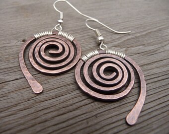 •INVOKING• intarsia + mixed metal dangle earrings main image 0